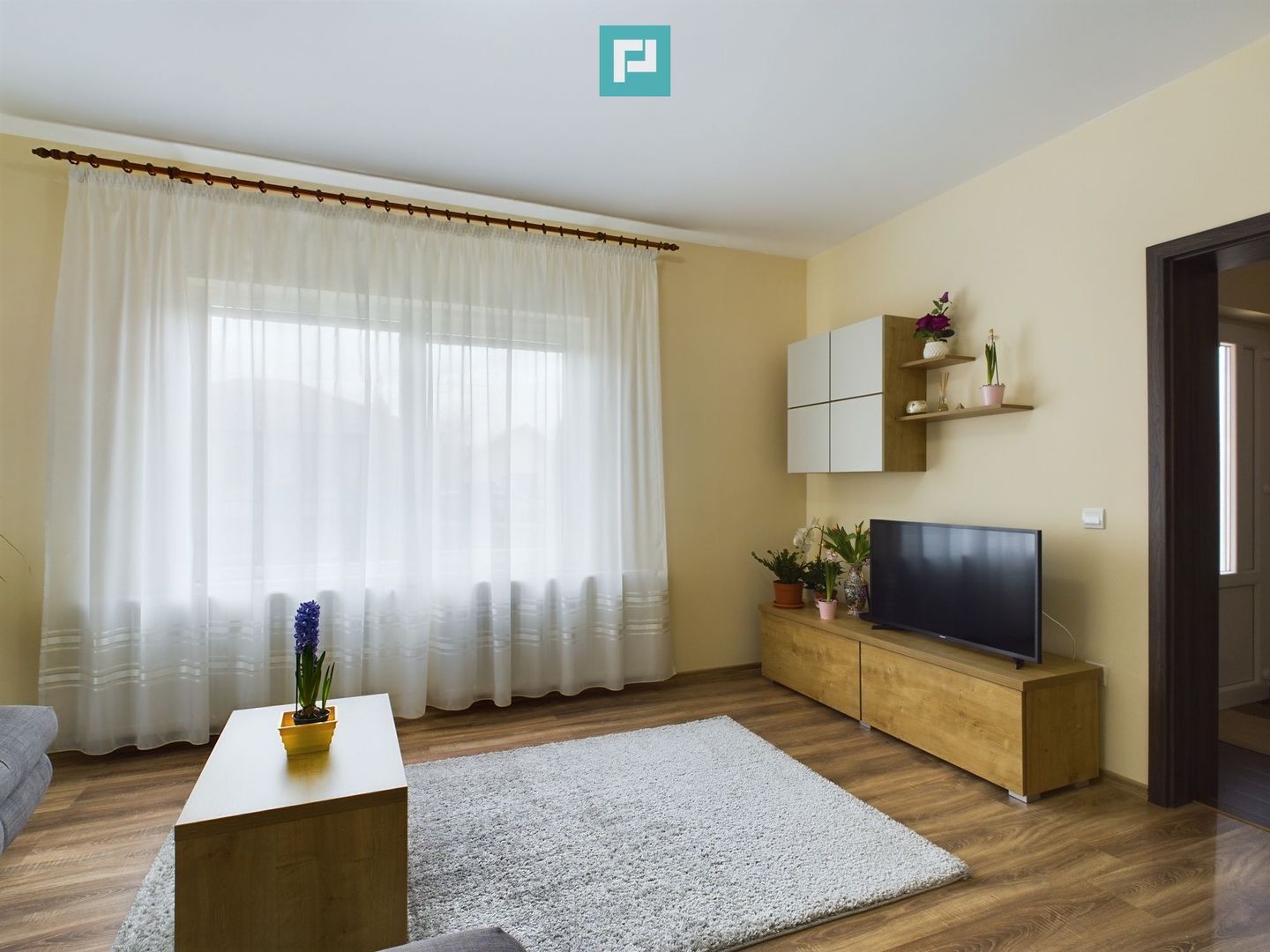 Casa ideală pentru familia ta,  în Ghiroda - Poză 3