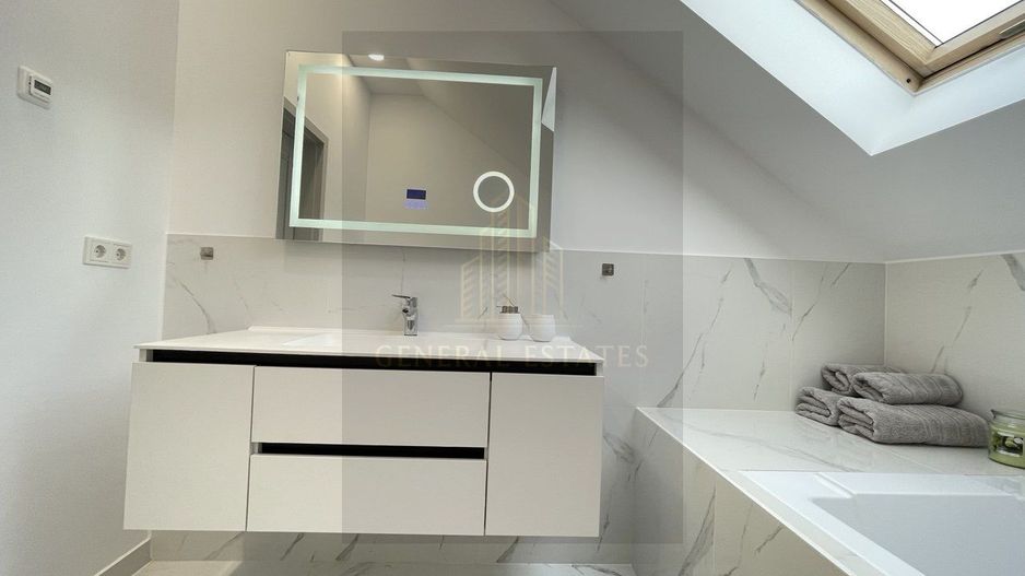 Casă cu design modern & suflet autentic – 200 m² de confort și rafinam - Poză 42