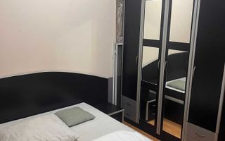 OFERTĂ! Apartament 2 camere mobilat, decomandat, balcon închis, lângă metrou - Poză 1