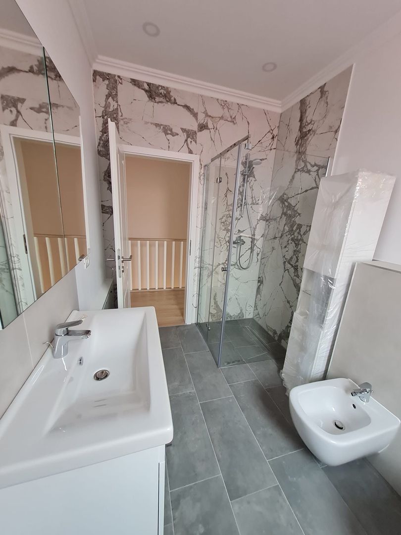 Proiect deosebit la 5 minute de Iulius Town - Poză 21