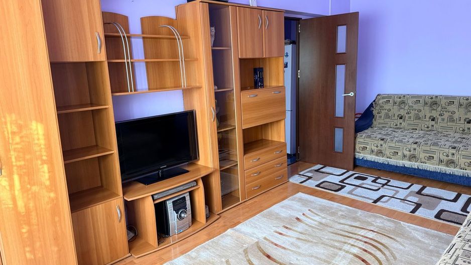 Apartament 2 camere de închiriat Piața Sudului - Poză 2