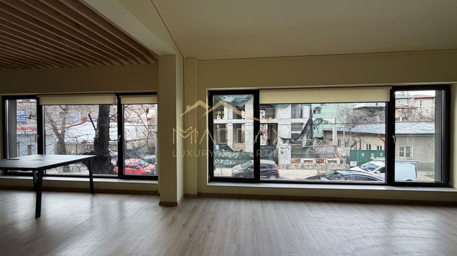 Spatiu Comercial *180mp* // 2 parking spaces // Stefan Cel Mare - Poză 12