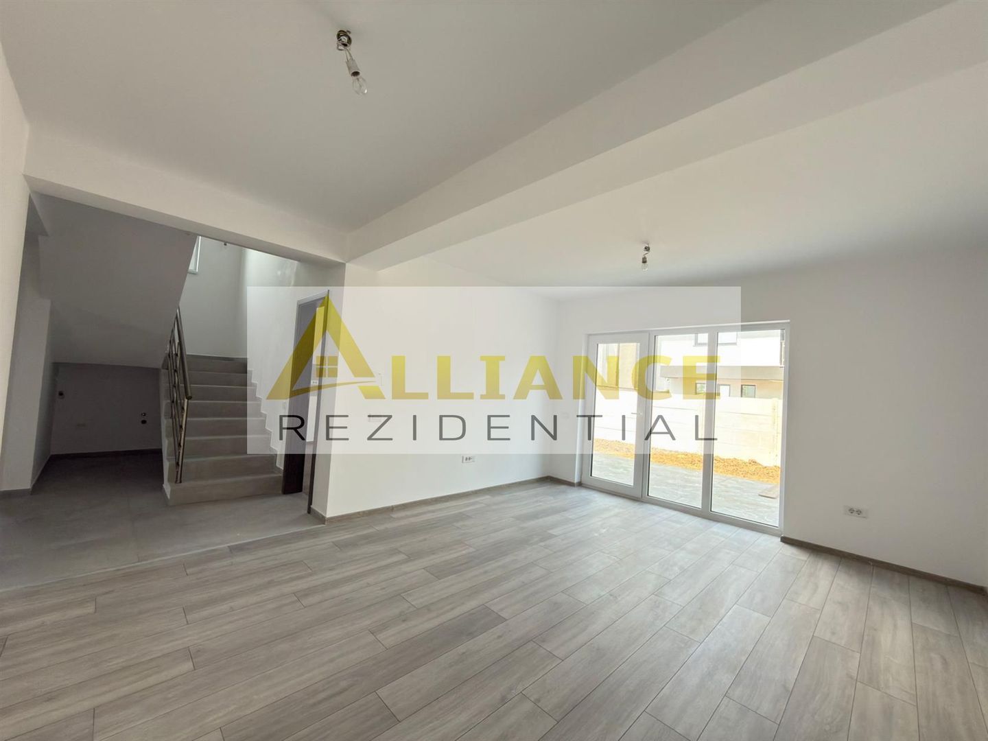 Casa individuala || P+1E+POD ||5 camere - 2 bai  || 309 mp teren || - Poză 13