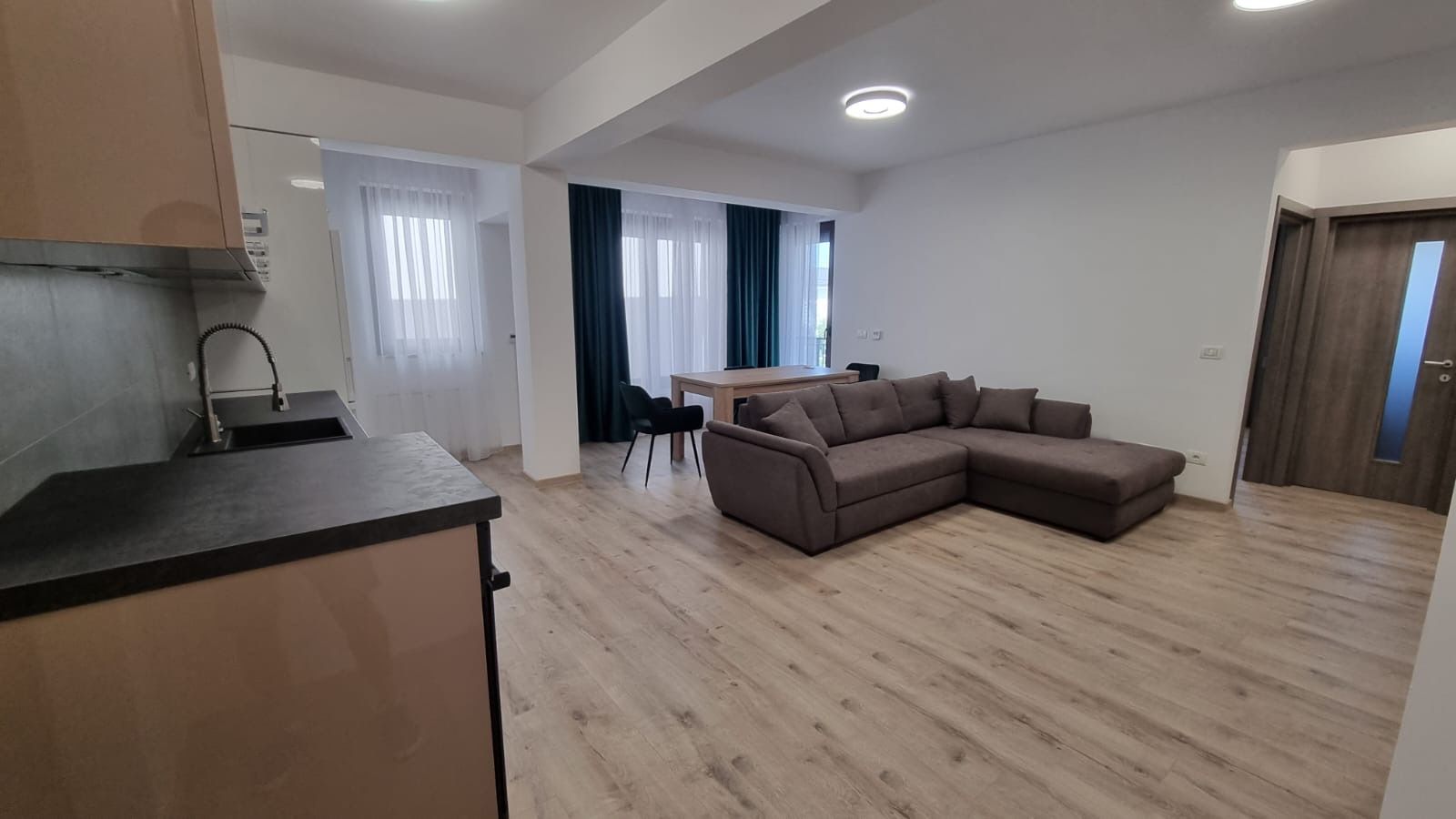 Spatios la prima inchiriere - Poză 3