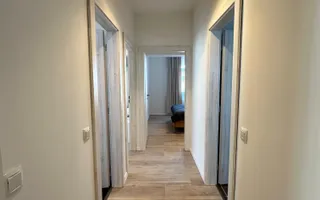 Apartament 3 camere I Etaj 2 I Modern I Balcon I Central - Poză 15