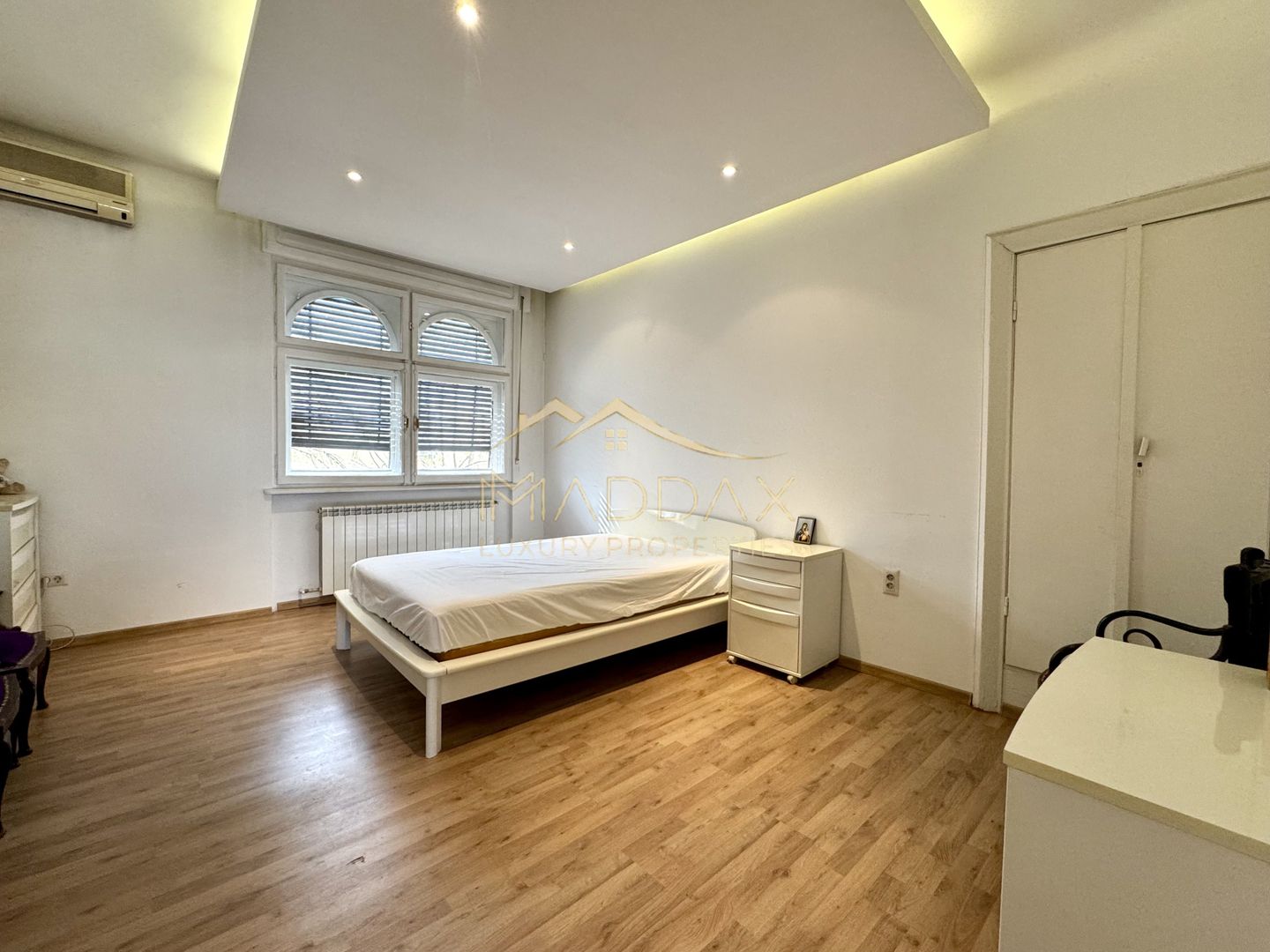 Vila Impresionanta *503mp* TEREN *577mp* // Zona Casin - Poză 22