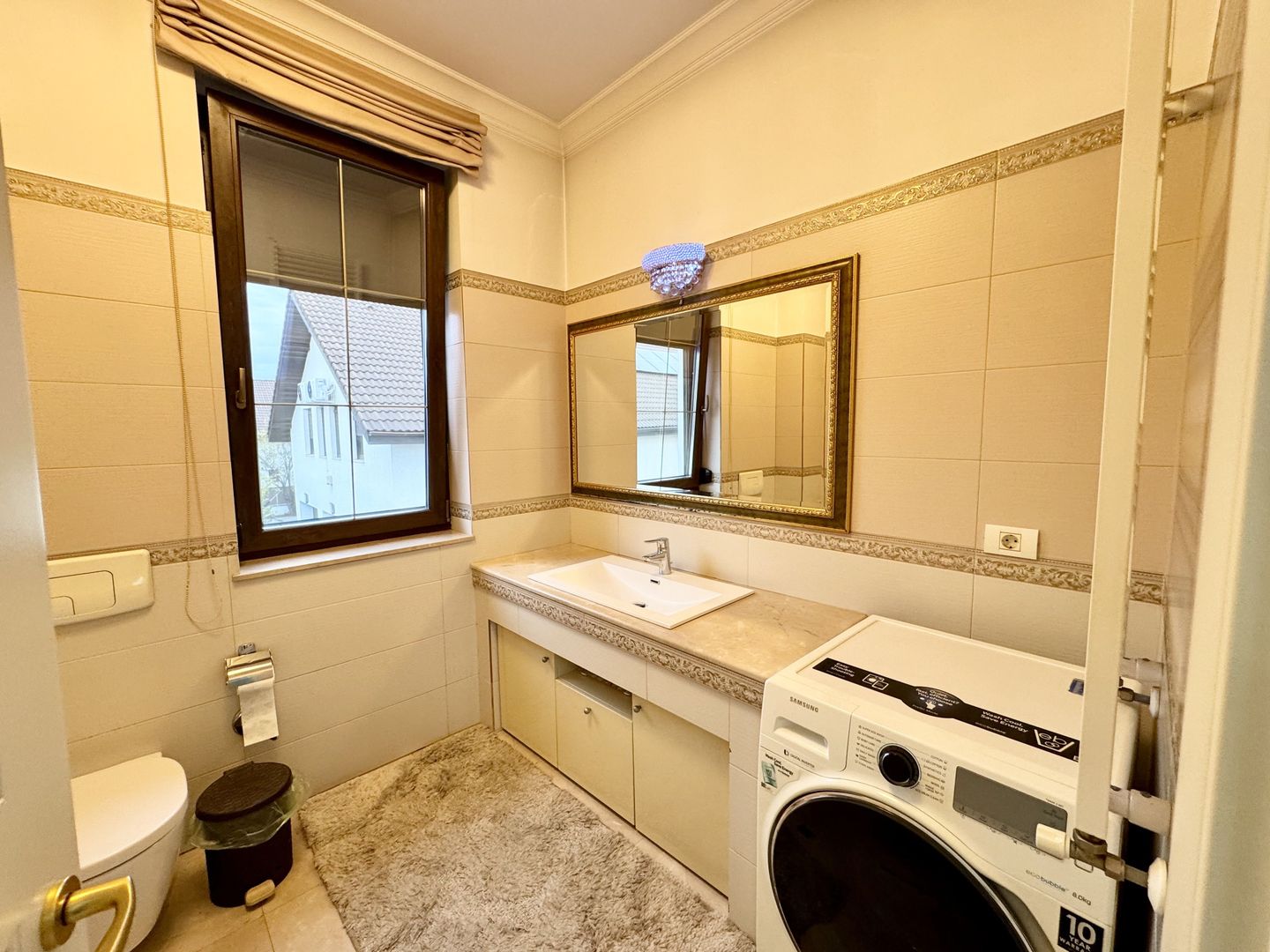 Vila lux cu 1000 mp teren pe Erou Iancu Nicolae langa Jolie Ville - Poză 33