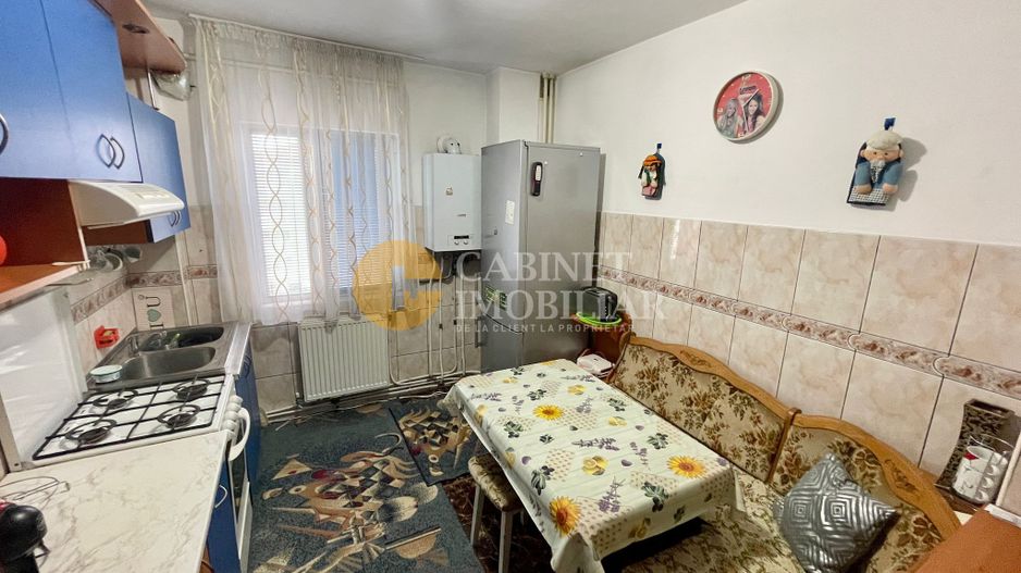 Rond Podu Ros, Apartament cu 3 camere decomandat - Etaj Intermediar - Fara Risc - Poză 4