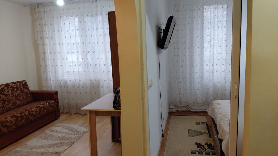 Apartament  2 camere, Micro 19,et 1,mobilat si utilat - Poză 5