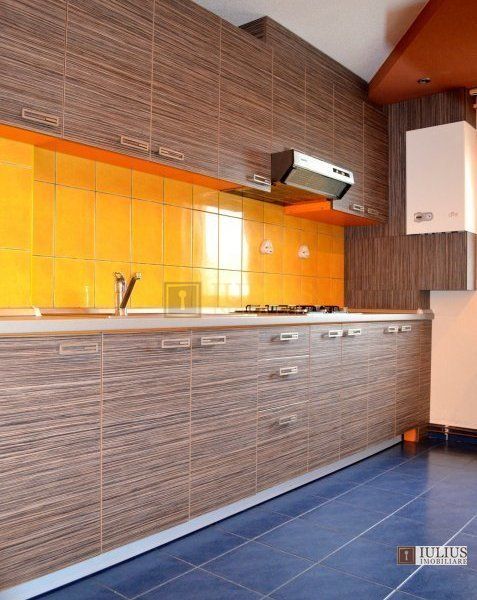 Peste drum de Iulius Mall/Town; centrala proprie, modern amenajat. - Poză 12