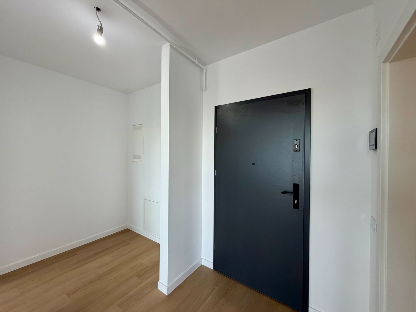 Apartament 2 camere tip studio | terasă 13 mp | Alphaville Distrikt - Poză 8