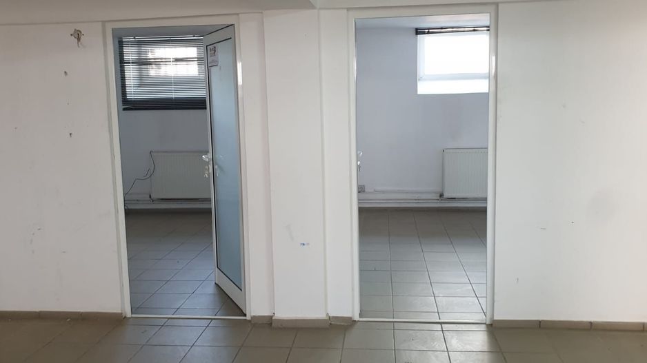 CAZARE MUNCITORI BARTOLOMEU 25 lei/pers./zi - Poză 13