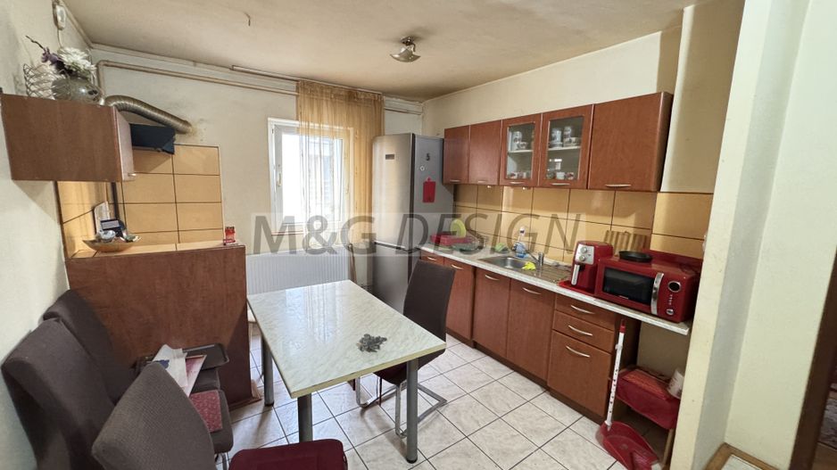 3 camere confort 1, zona Lugojului, etaj 1, CENTRALA PROPRIE - Poză 4