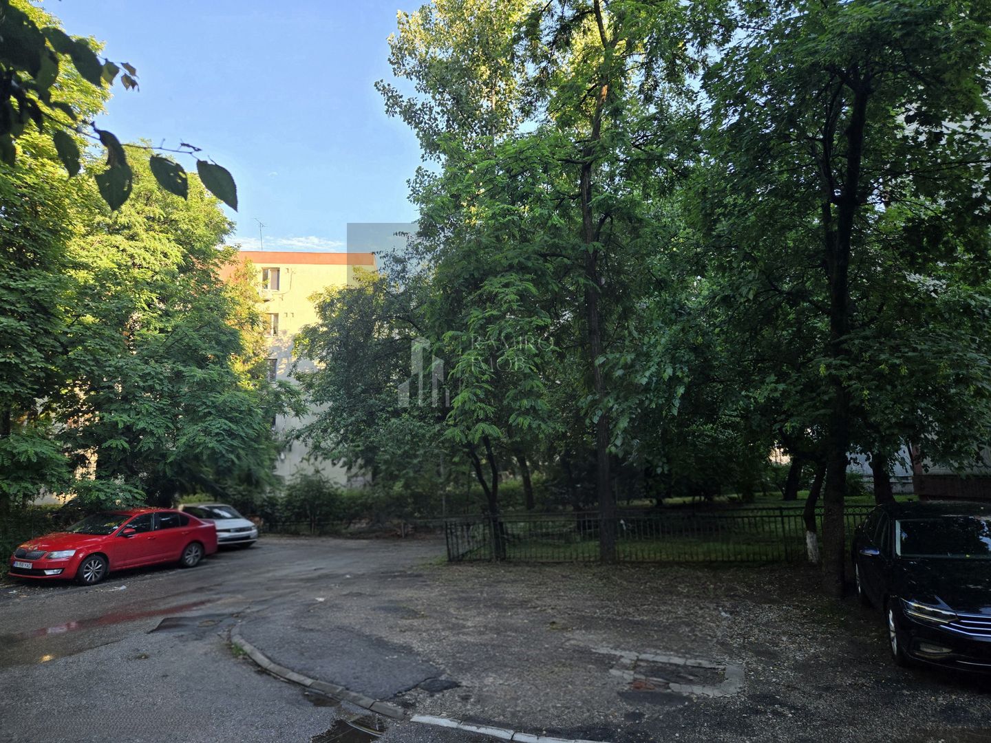 Apartament 3 camere etaj 2, Piata Rahova, bloc anvelopat de 4etaje - Poză 12