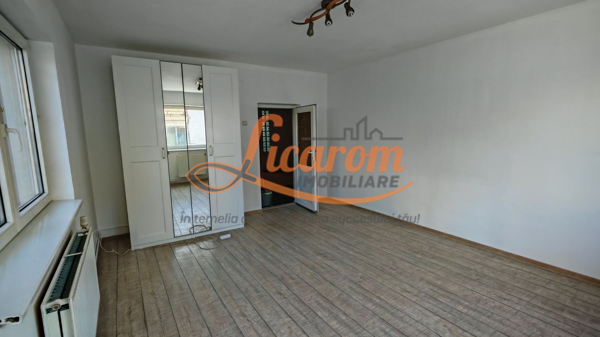 Apartament in vila,Bartolomeu,120 mp,3 camere,Spatiu depozitare 50mp - Poză 15
