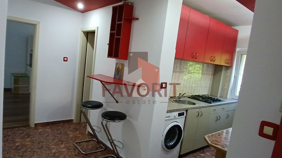 1 camera | etaj 1 | mobilat si utilat | zona excelenta | - Poză 3
