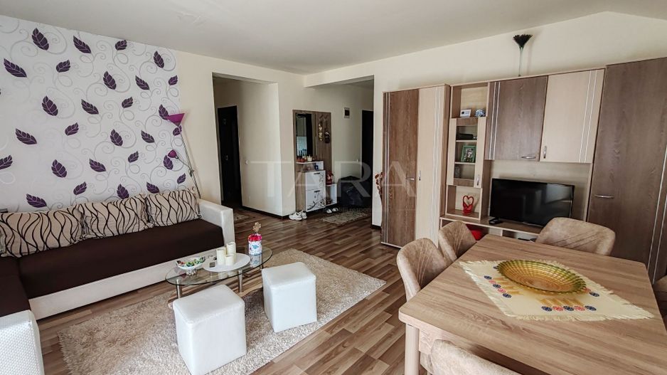Apartament cu 3 camere, 81 mp, 2 balcoane de 18 mp, zona Panemar. - Poză 1