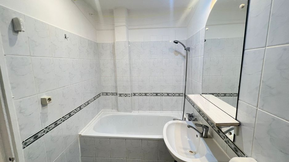 Garsoniera-Decomandata-32mp-Mobilata-Parter-Racadau - Poză 6