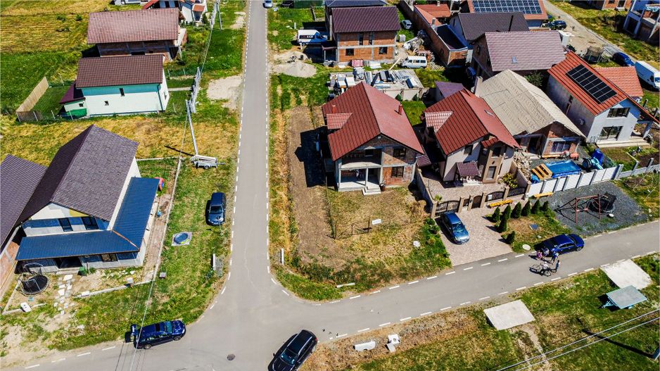 Vandut Vilă la cost de construcție în Fântânele - Poză 3