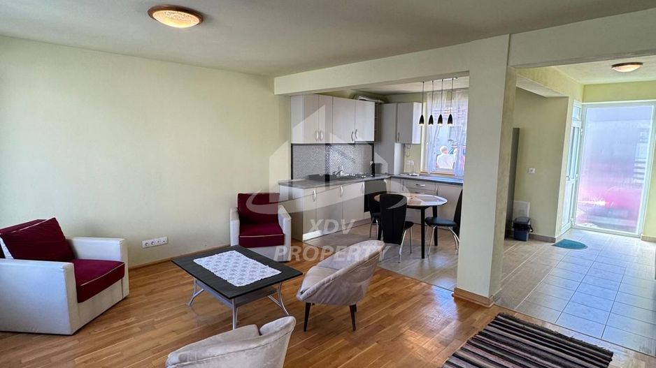 Casa tip duplex , prima inchiriere , 4 camere, 2 bai - Poză 3