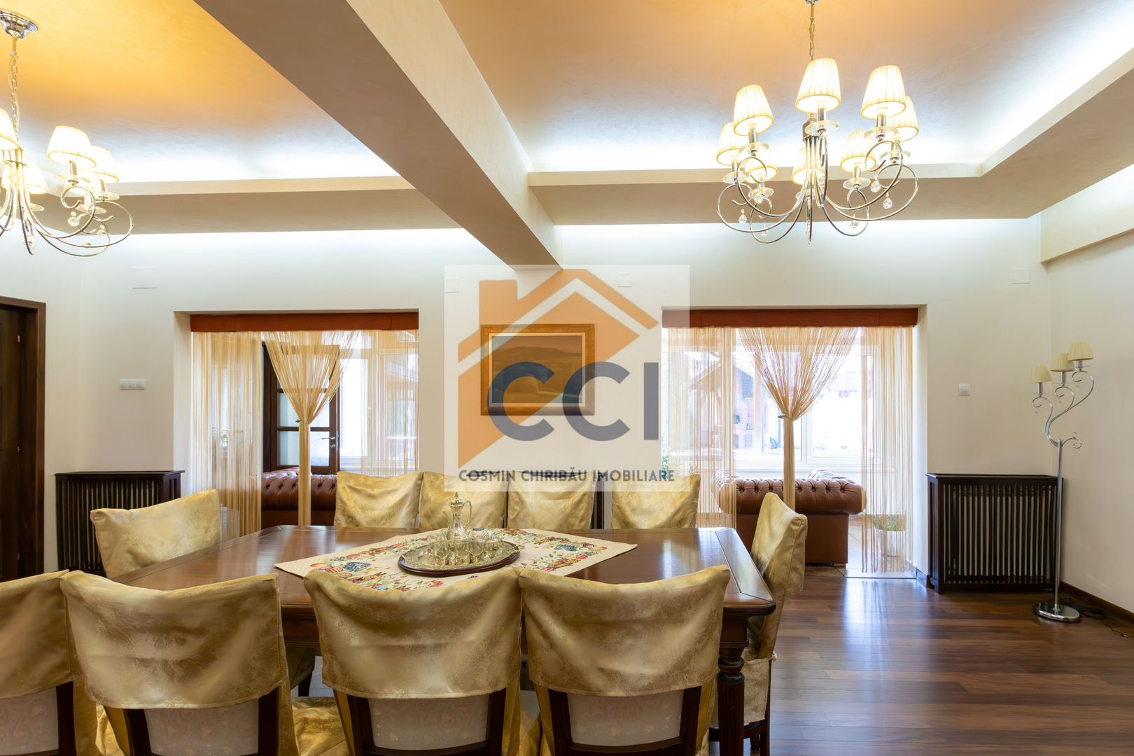 Proprietate exclusivistă ultracentrală -eleganță, spațiu și rafinament - Poză 43