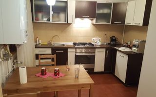 Aapartament renovat 4 camere etaj 2 suprafata 84.66 mp in Piata Cluj - Poză 4