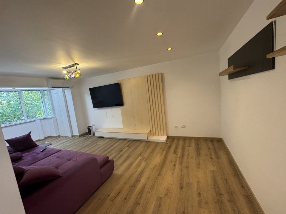 Apartament 3 camere Calea București  - Prima închiriere - Poză 5