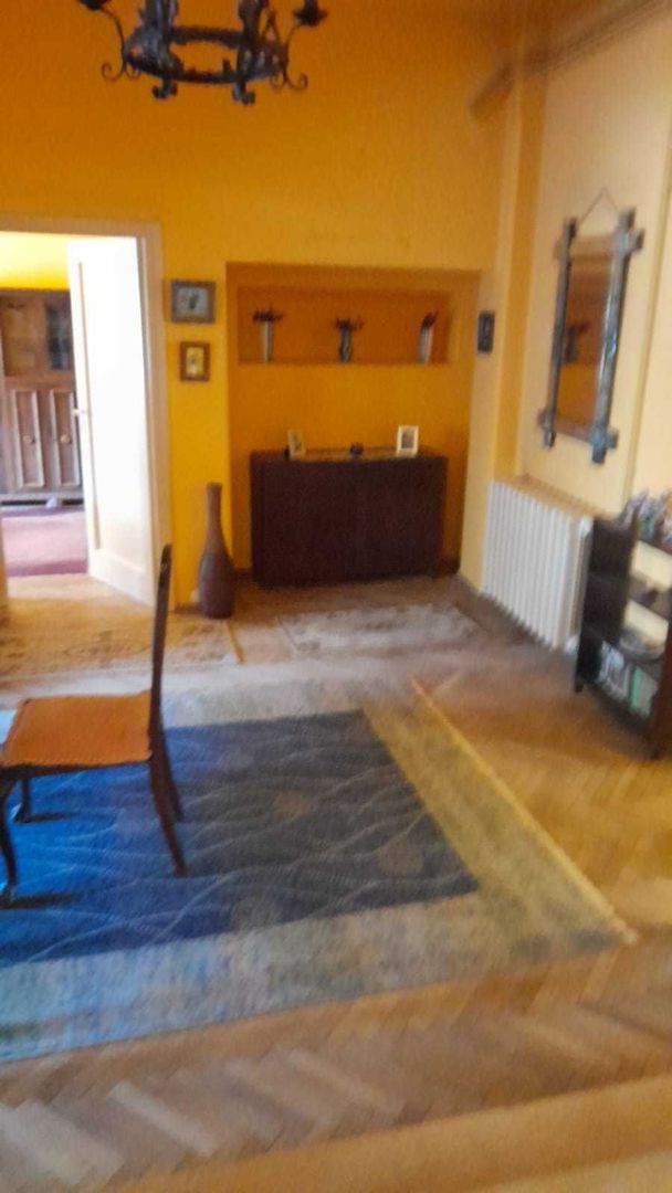 Apartament deosebit Etaj 1 in Zona Ferdinand-Pantelimon - Poză 1