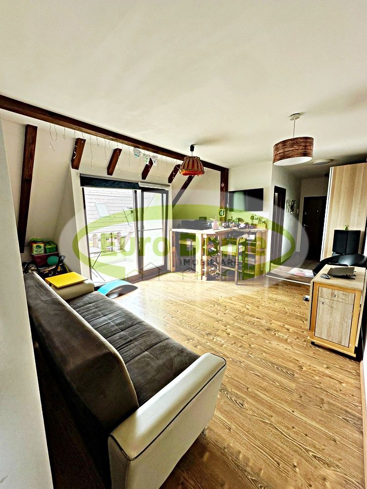 Apartament cu 3 camere 84mp utili in bloc vila -Tractoru - Poză 1