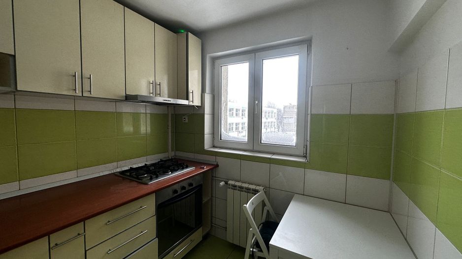 Apartament 3 camere, etaj 2, balcon închis, mobilat complet, Pantelimon - Poză 6