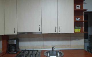 Apartament 2 camere, 72 mp, renovat, zona Centrală, Cluj-Napoca. - Poză 3