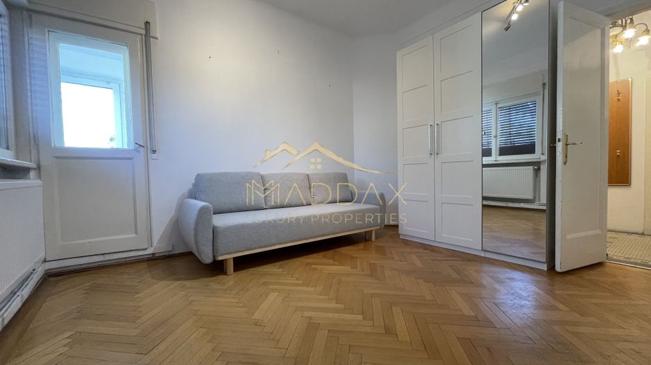 Apartament 5 camere****zona Centrala - Poză 8