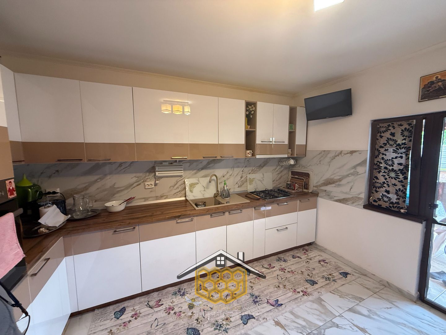 Casa Spatioasa in Cartierul Lapus – Confort, Liniste si Spatiu Generos - Poză 8