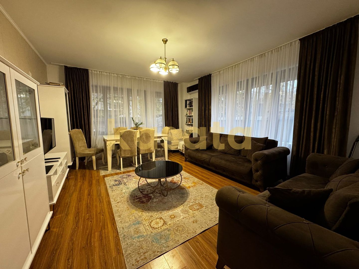 OPORTUNITATE | APARTAMENT 3 CAMERE MODERN | DAMAROAIA - Poză 2