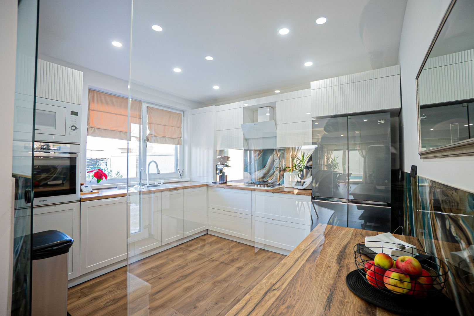 Lumina – Casa P+1E de vânzare, mobilată/echipata, cu piscină si garaj. - Poză 7