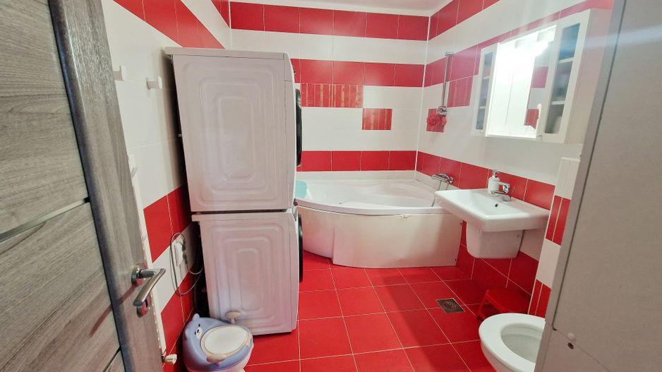 Apartament 3 camere, parcare, str Florilor Floresti Atelierul de Pizza - Poză 16