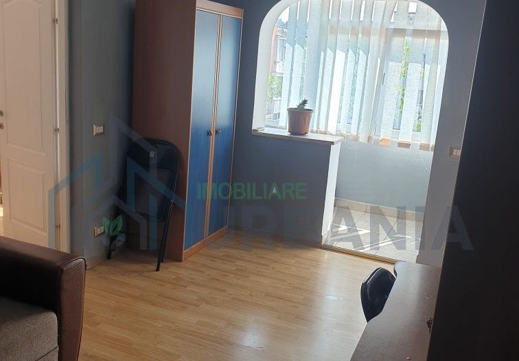 Apartament 2 camere nedecomandat, zona Alexandru cel Bun, etaj 4/4, mobilat - Poză 4