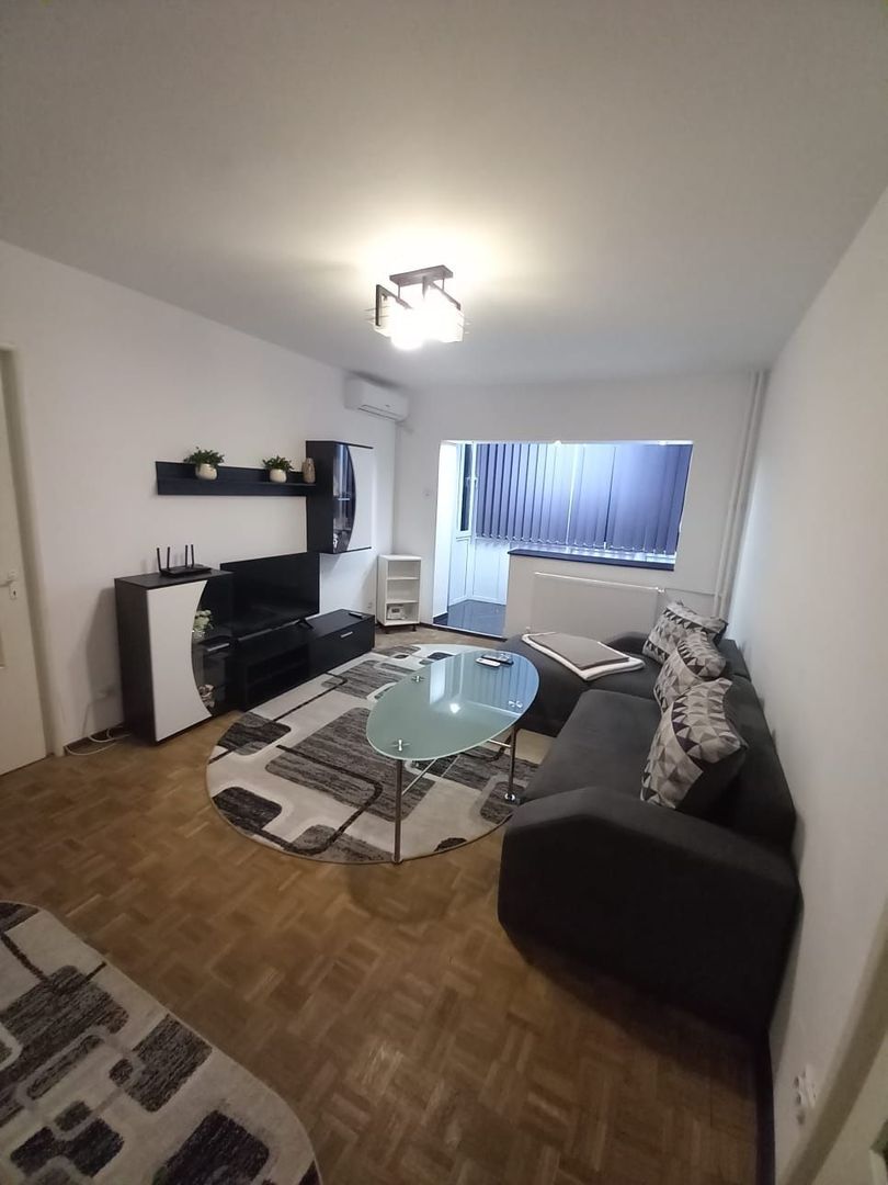 Apartament 2 camere sector 4 Apărătorii Patriei - Poză 3