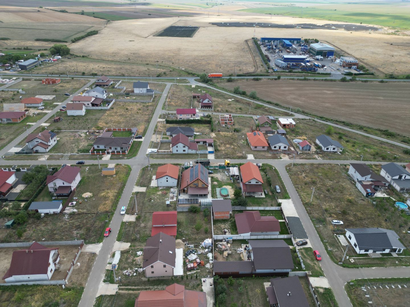 Casa la gri in Frumuseni - Poză 9