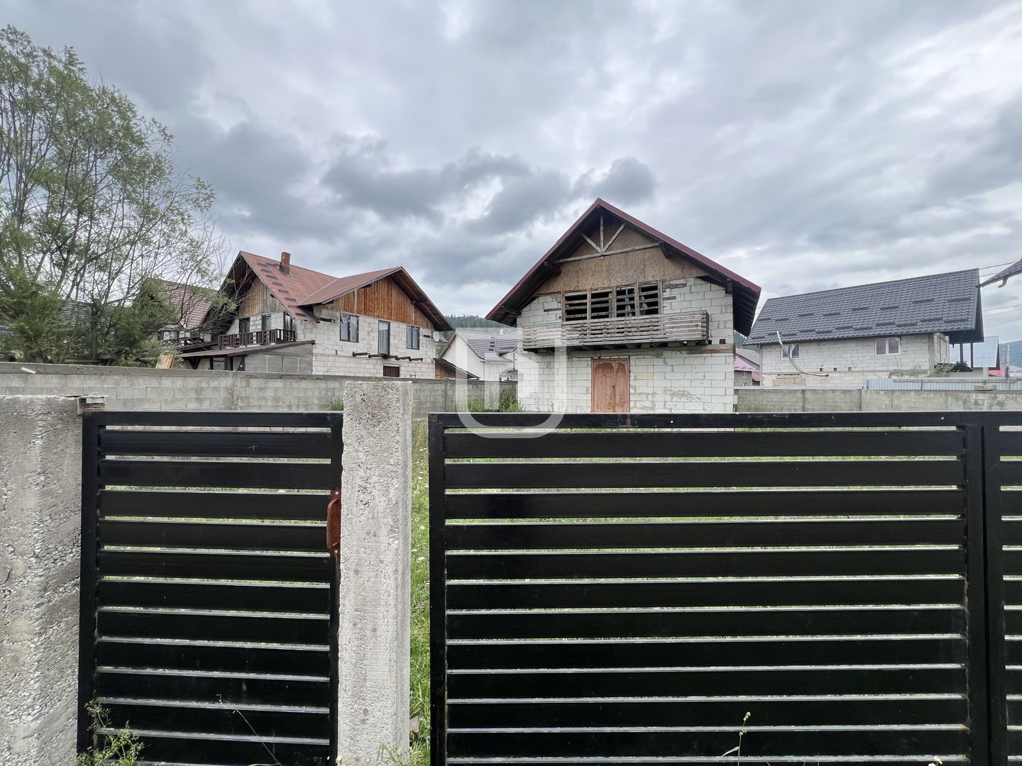 Casa in constructie + teren 500 mp – Gura Humorului - Poză 2