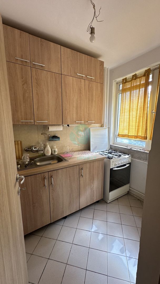 Garsoniera langa METROU - Poză 6