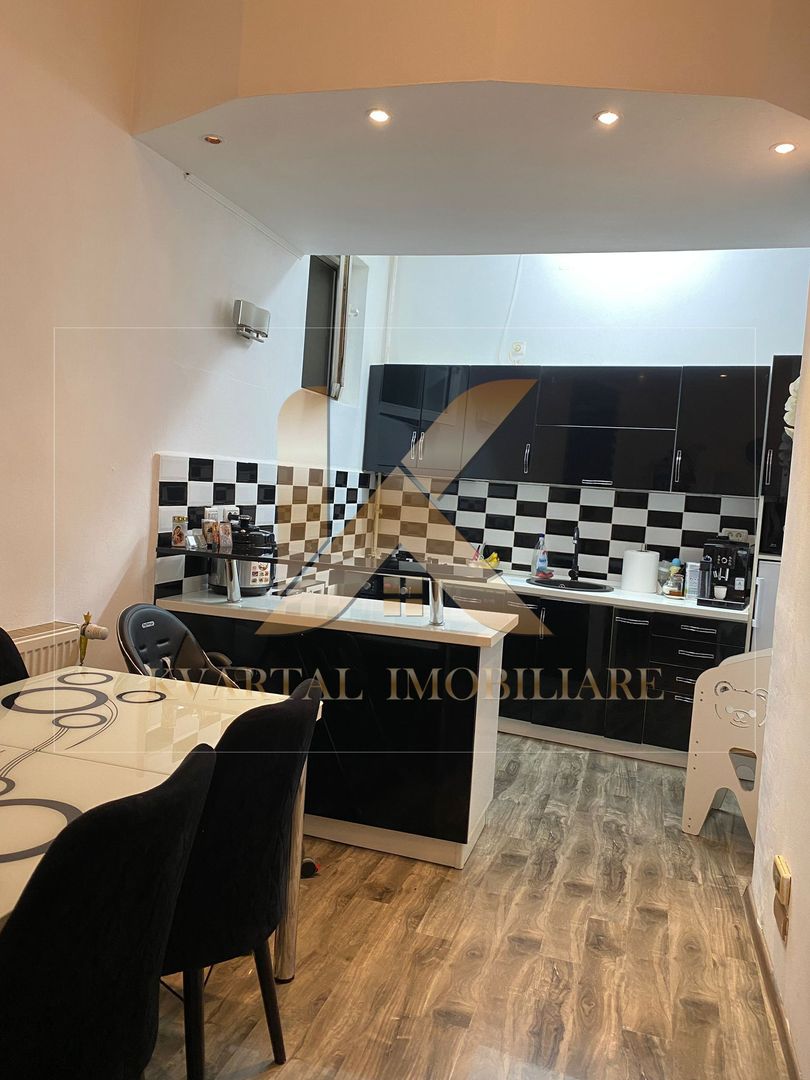 Apartament la casă 2 camere, curte , 62 mp Parneava ! - Poză 7