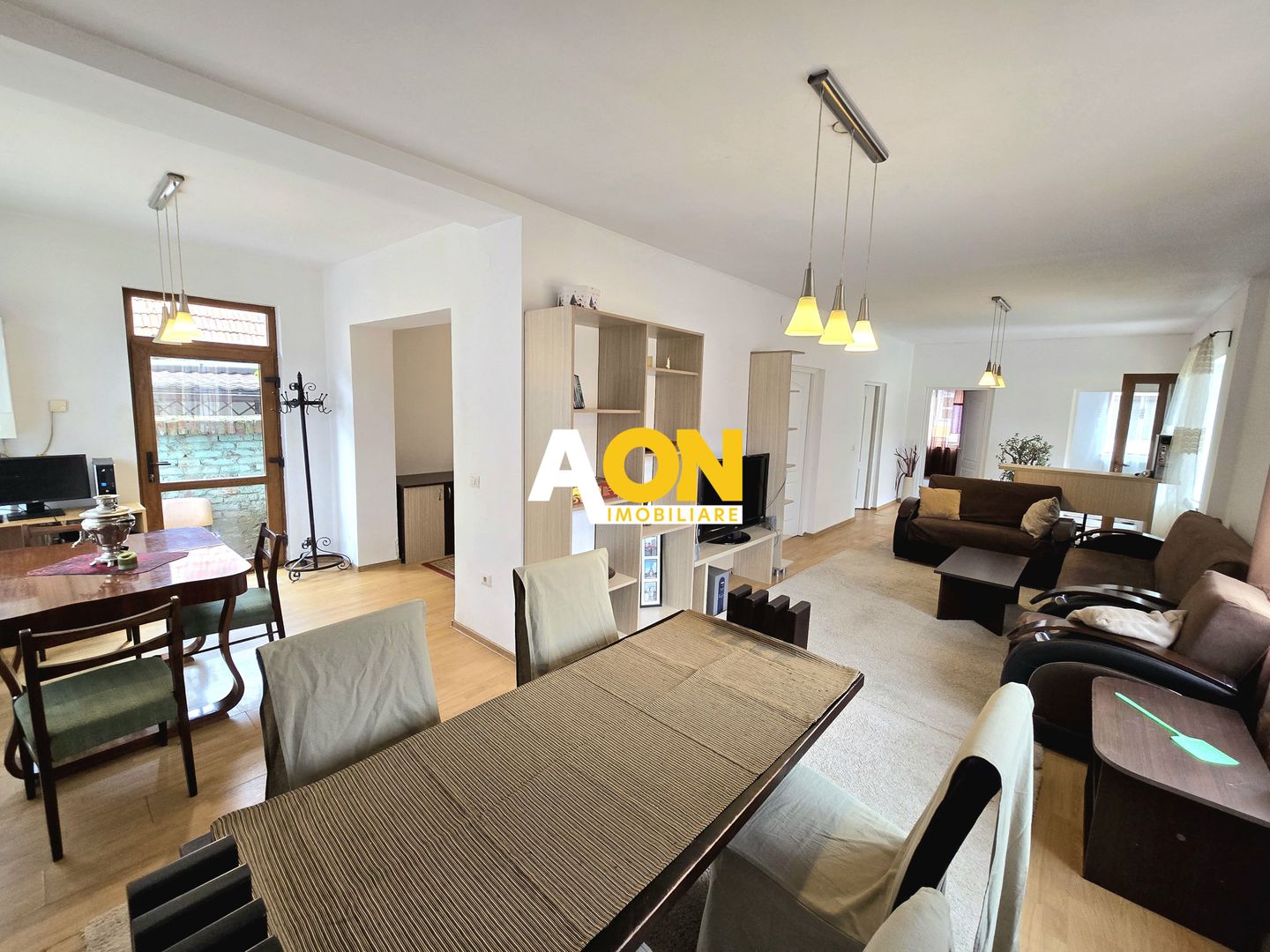 Casa Individuala 3 Camere, Zona Centru, 300mp Teren - Poză 3