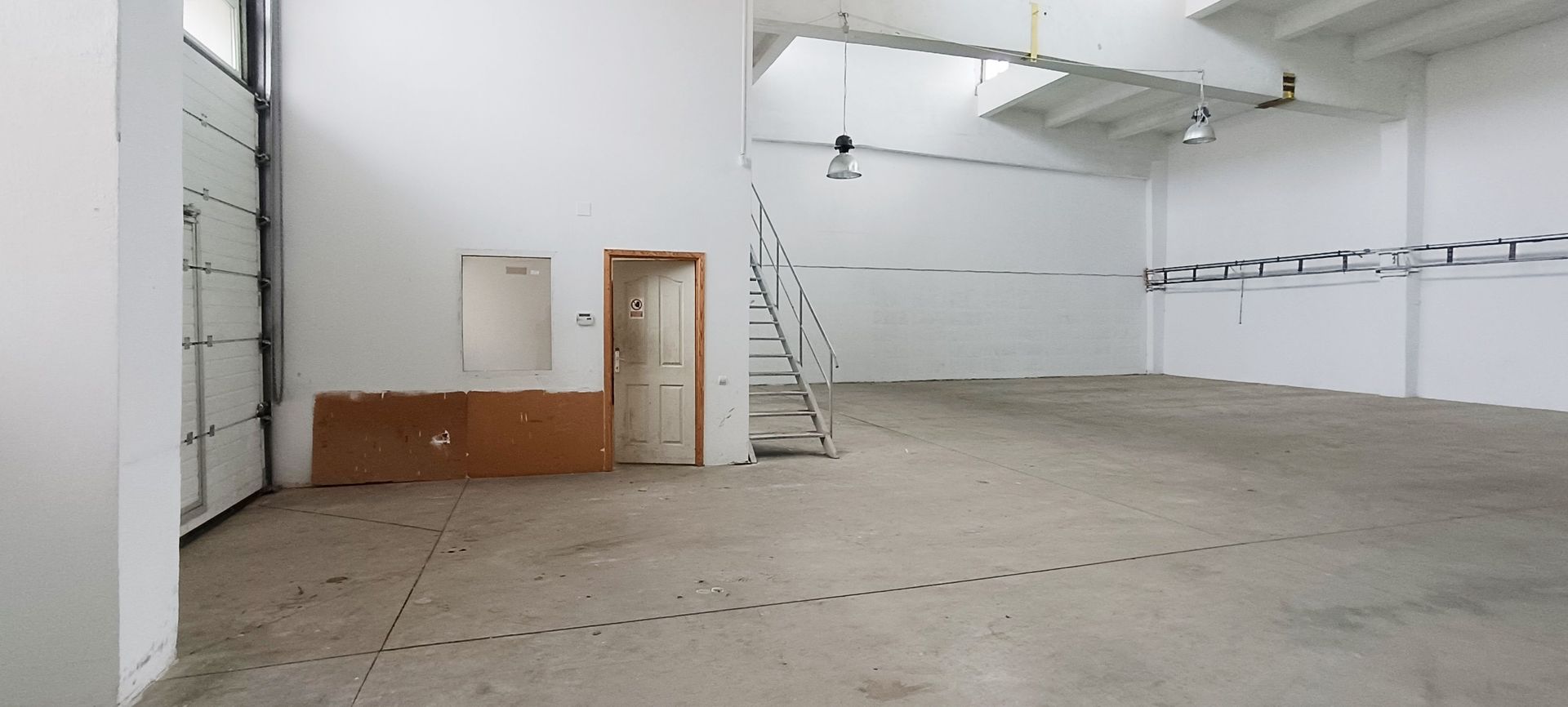 Hala si birouri cu suprafta de 320m-uzina 2 - Poză 2