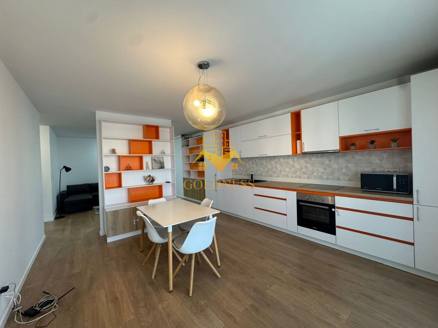 2 camere, modern, garaj, bloc nou,Zona Centrala, Bosch, NTT DATA,Meron - Poză 2