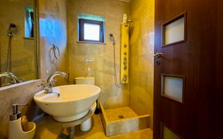 Vilă individuală de vânzare în Râșnov, Zona Primăverii | Natură și Confort - Poză 18