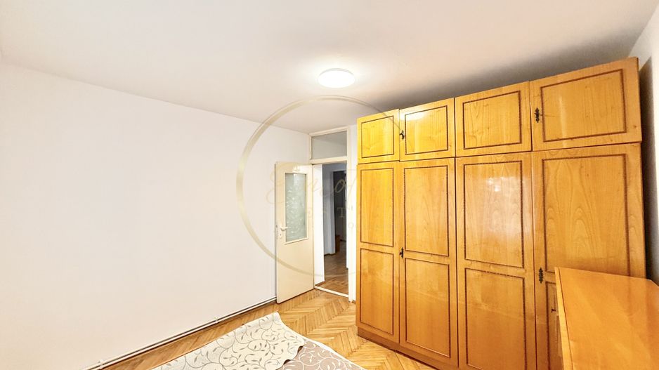 Apartament 3 camere spațios – Confort și accesibilitate, Zona Soarelui - Poză 4