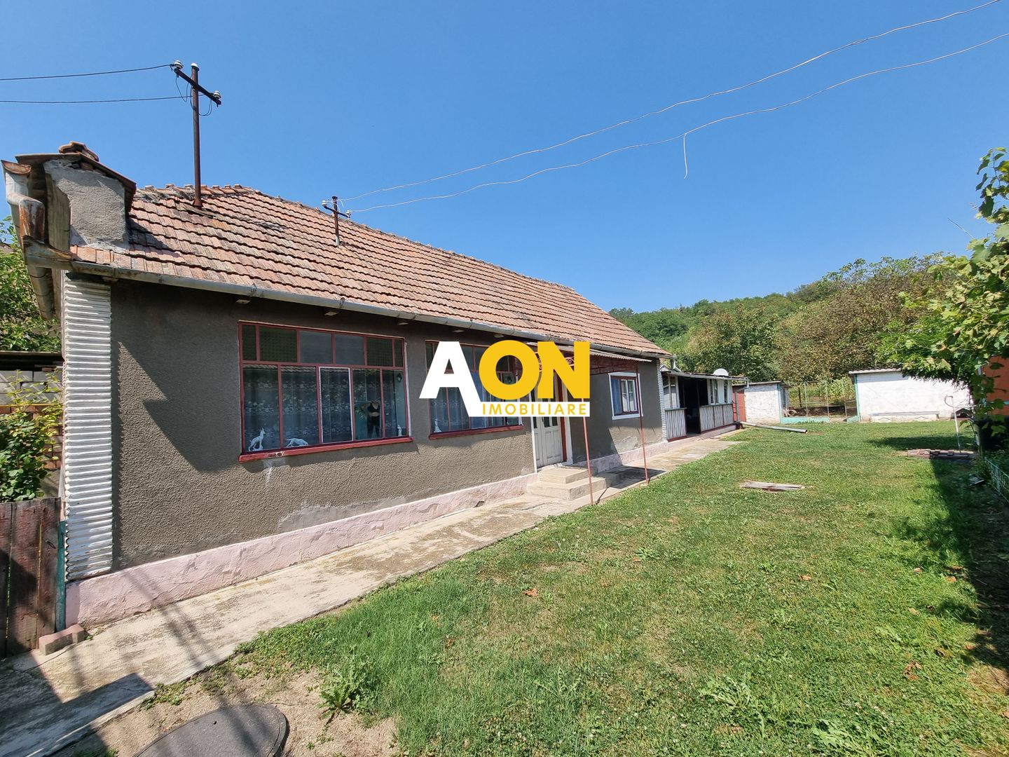 De vanzare casa 4 camere, 2150mp teren, Oarda de Sus - Poză 1