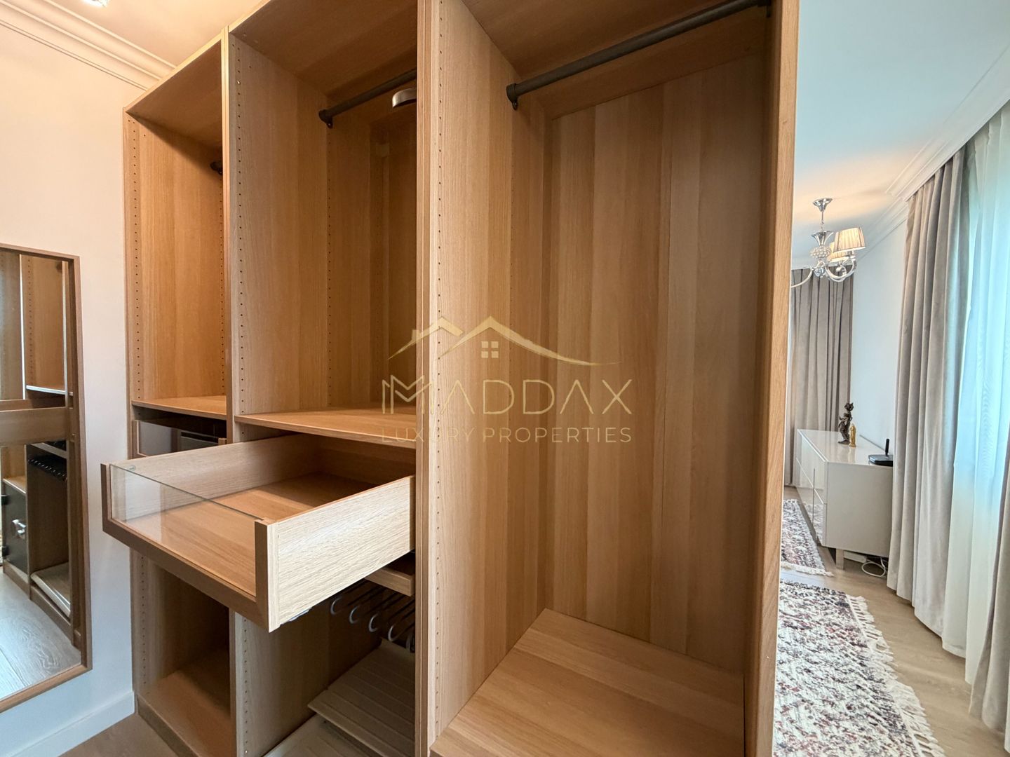 Apartament de tip Duplex 6 camere *250mp* + 2 Garaje // Herastrau - Poză 47