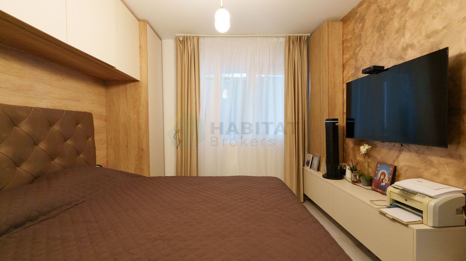 Studio modern, renovat complet 2025 | Complex Forest Tunari | Parcare inclusă - Poză 3
